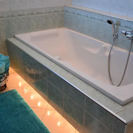 Petit Paradis *